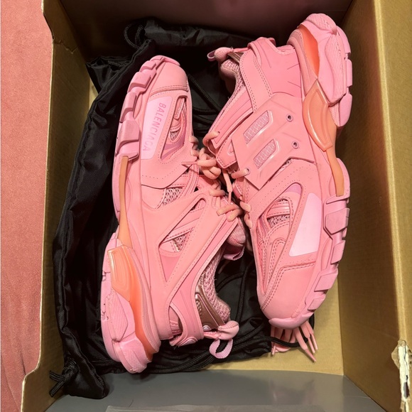 Pink track Balenciaga - Picture 2 of 5